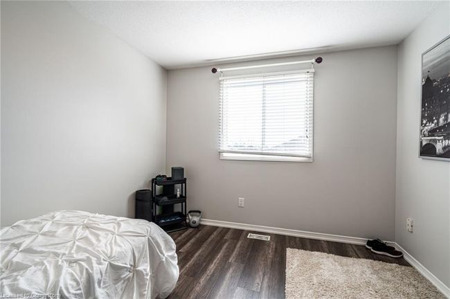 2 Bronte Crt, Townhouse with 4 bedrooms, 4 bathrooms and 3 parking in Dundas ON | Image 25
