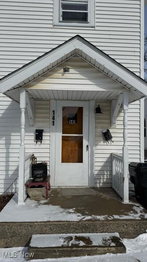 apt-2-141 W Locust St, Wilmington, OH, 45177-2663 | Card Image