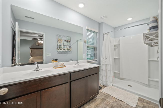9502 Joy Denise Ln, House other with 3 bedrooms, 3 bathrooms and null parking in Heiskell TN | Image 21