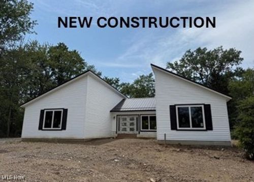 3940 Ellendale Rd, Chagrin Falls, OH, 44022-1126 | Card Image