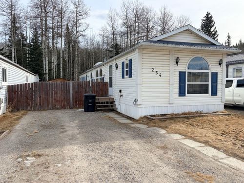254 Skogg Ave, Hinton, AB, T7V1A6 | Card Image