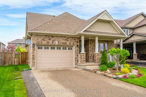 39 Dinnick Cres, Orangeville, ON, L9W0B7 | Card Image