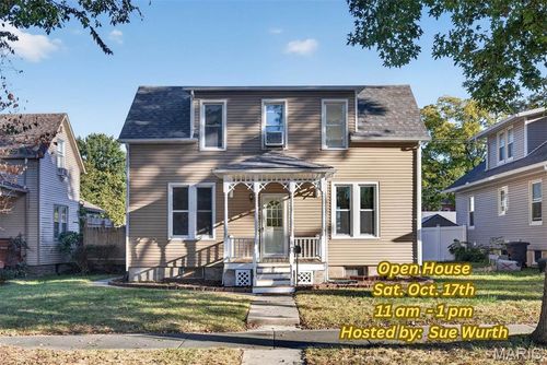 1011 13th St, Highland, IL, 62249-1910 | Card Image