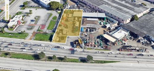 3251 W Okeechobee Rd, Hialeah, FL, 33012-4520 | Card Image