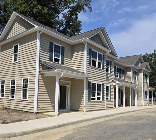 205 Patriots Village Ct, West Point, VA, 23181-9499 | Card Image