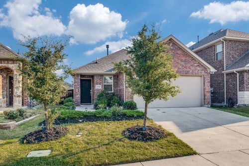 2138 Hobby Dr, Forney, TX, 75126-4193 | Card Image