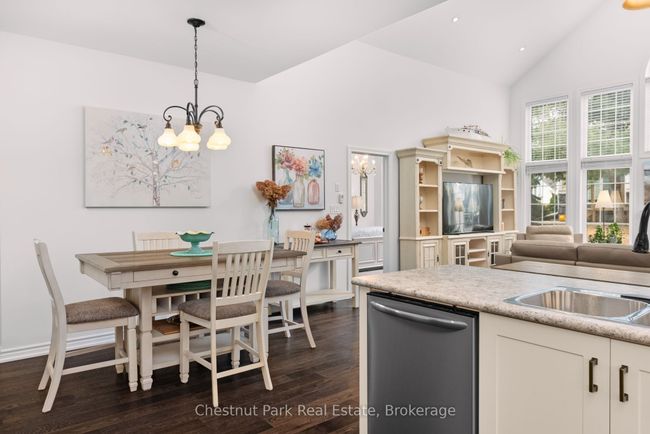 25 Durham Rd, House attached with 2 bedrooms, 2 bathrooms and 2 parking in Bracebridge ON | Image 14