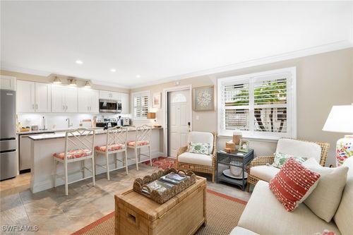 apt-108-980 7th Ave S, NAPLES, FL, 34102-6733 | Card Image