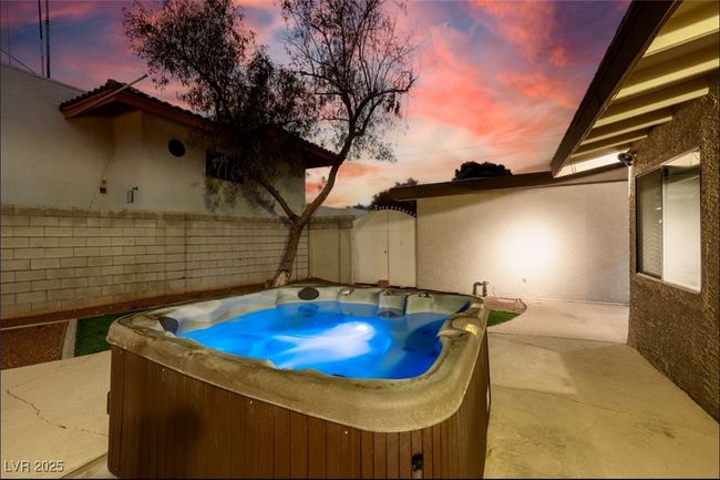 3597 Cochise Ln, House other with 4 bedrooms, 4 bathrooms and null parking in Las Vegas NV | Image 47