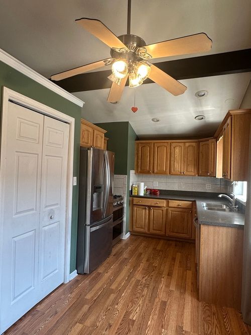 11024 Mason Ave, Chicago Ridge, IL, 60415-2238 | Card Image