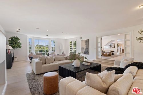 9315 Beverly Crest Dr, Beverly Hills, CA, 90210 | Card Image