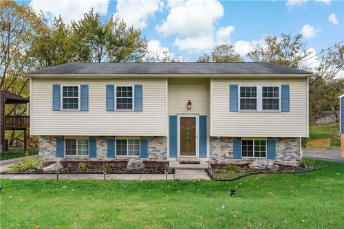 1481 Abers Creek Rd, Pittsburgh, PA, 15239-2303 | Card Image