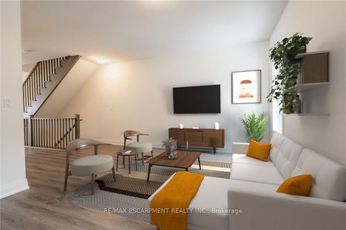 16 Clear Valley Lane, Mount Hope, ON, L0R1W0 | Card Image