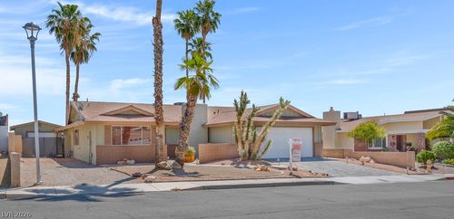 1535 Mancha Dr, Boulder City, NV, 89005-3622 | Card Image