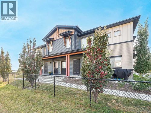 1001-2461 Baysprings Link Sw, Airdrie, AB, T4B3X7 | Card Image