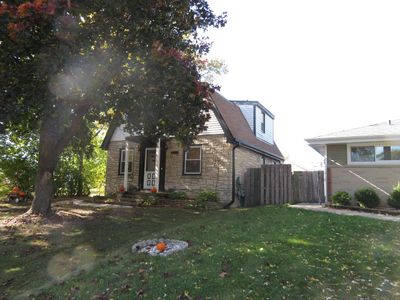 4645 S 46th Street, House other with 3 bedrooms, 1 bathrooms and null parking in GREENFIELD WI | Image 1