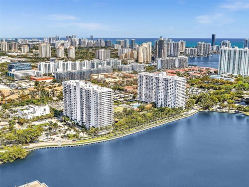 apt-1108w-2801 Ne 183rd St, Aventura, FL, 33160-2130 | Card Image