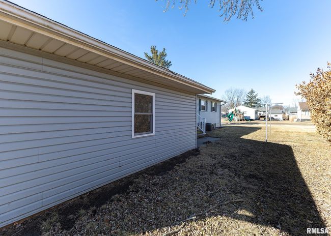 430 15 Th Pl, House other with 3 bedrooms, 3 bathrooms and null parking in Camanche IA | Image 26