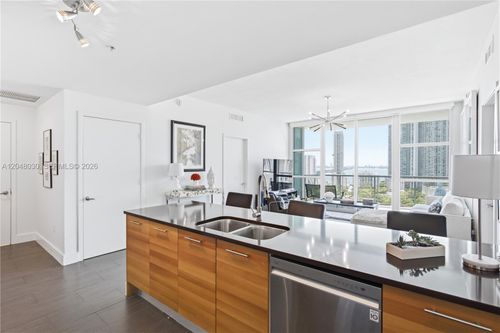 h1704-3301 Ne 1st Ave, Miami, FL, 33137-4106 | Card Image