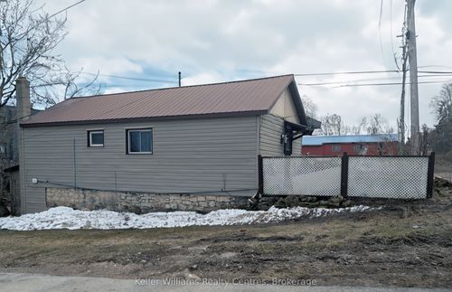 638 Berford St, South Bruce Peninsula, ON, N0H | Card Image