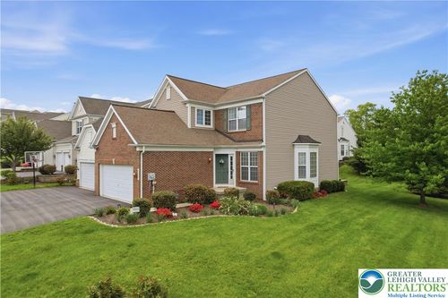 5207 Blue Sky Dr, Orefield, PA, 18069-9113 | Card Image