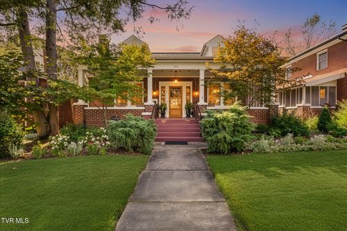 707 W Maple St, Johnson City, TN, 37604-6507 | Card Image