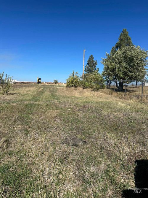 401 N 5th Ave, Craigmont, ID, 83523 | Card Image