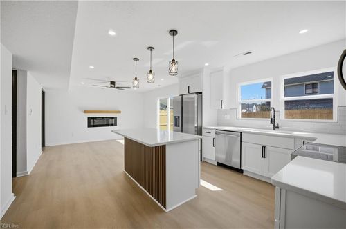 601 Rock Spring Ct, Virginia Beach, VA, 23462-5729 | Card Image