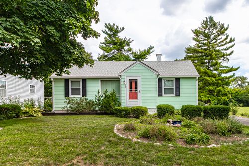 539 Lucille Ave, Elgin, IL, 60120-8021 | Card Image