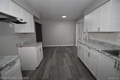 2919 Hampstead Drive, Flint, MI, 48506 | Card Image