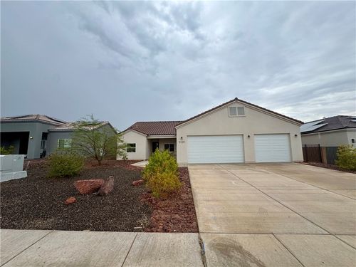 2225 E Moon Ridge Ln, Fort Mohave, AZ, 86426 | Card Image