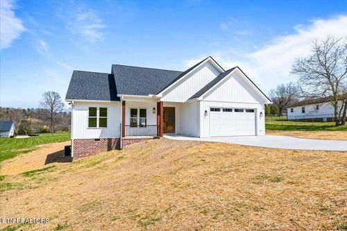 2271 Long Hollow Rd, La Follette, TN, 37766-5842 | Card Image