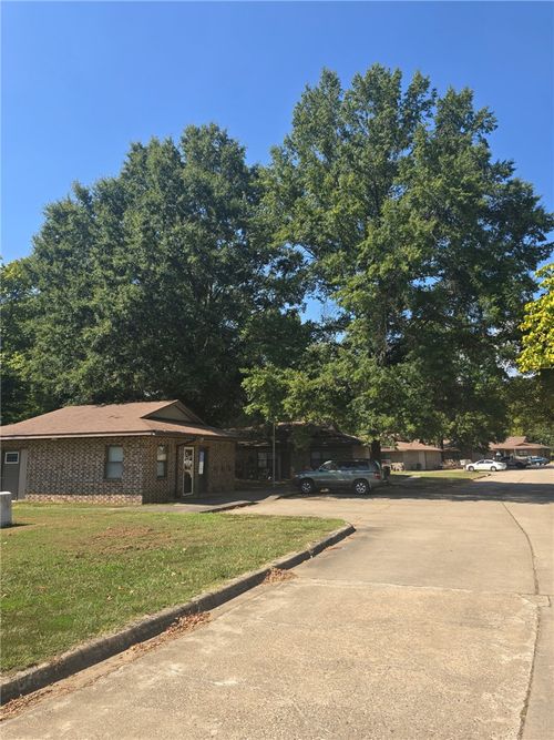 000 Woodridge Dr, Dover, AR, 72837 | Card Image