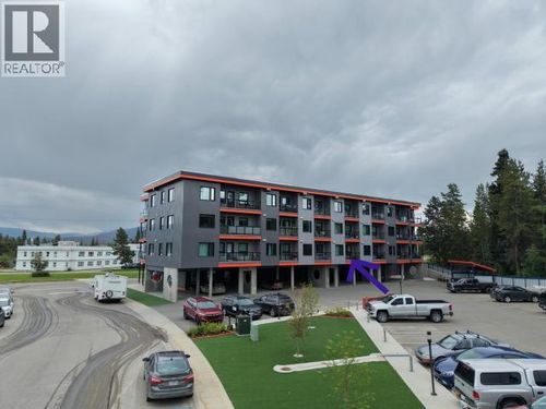 420 Range Rd, Whitehorse, YT, Y1A3A2 | Card Image
