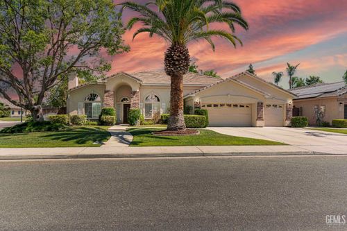 10726 Beaver Creek Dr, Bakersfield, CA, 93312-2909 | Card Image