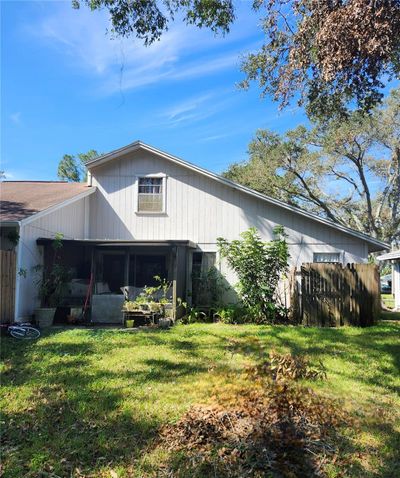 4401 Pine Meadow Court, House other with 1 bedrooms, 1 bathrooms and null parking in Tampa FL | Image 2