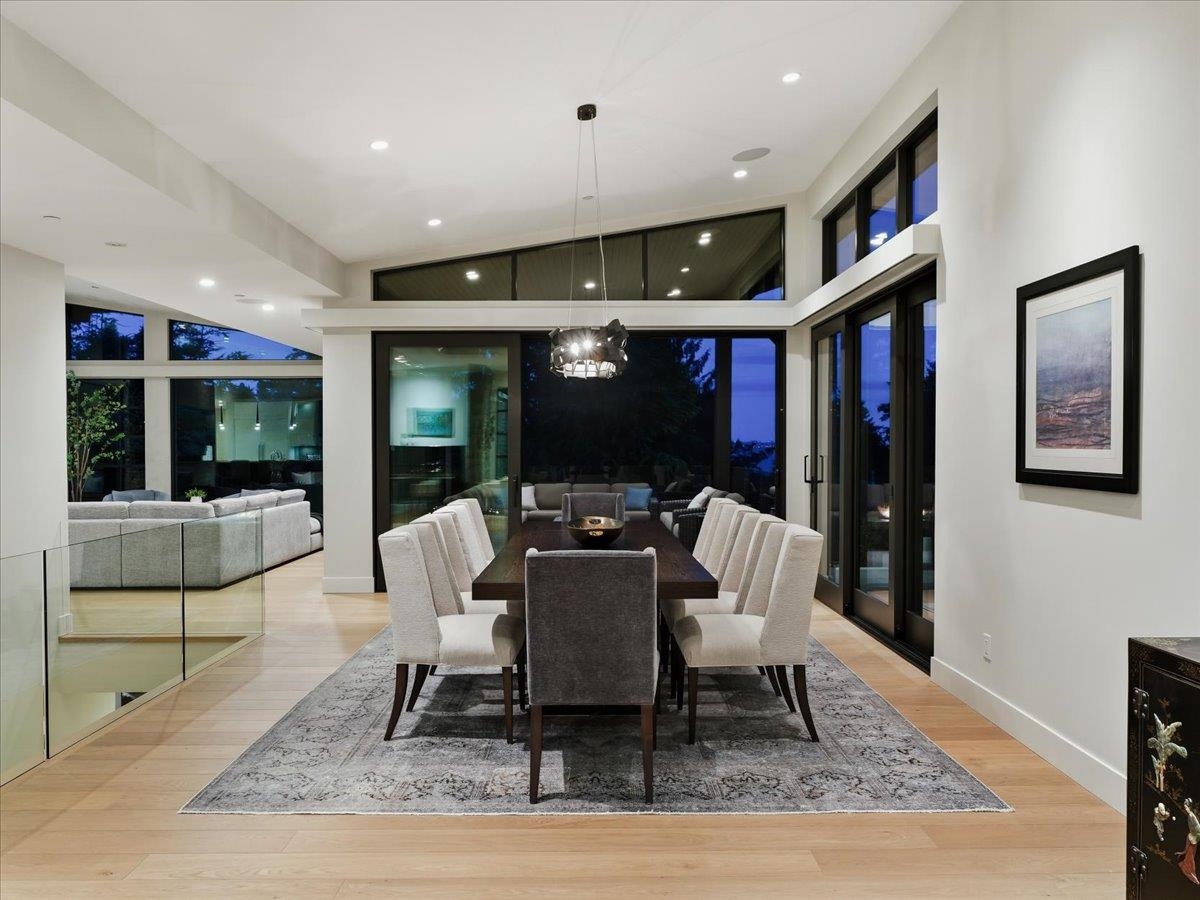 Residential in West Vancouver 5