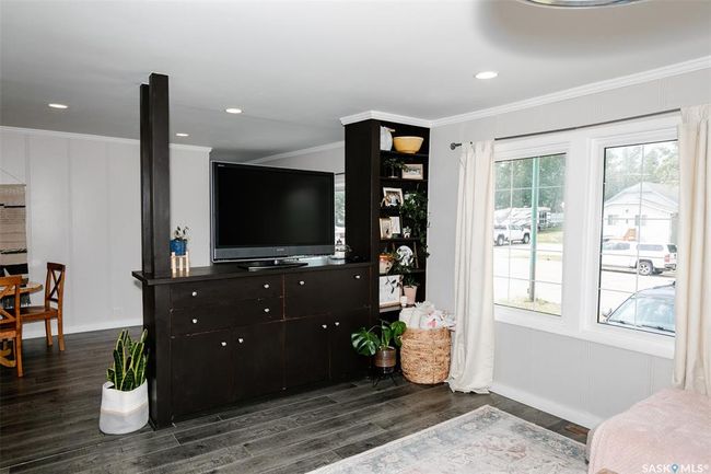 624 Pacific Ave, Home with 4 bedrooms, 2 bathrooms and 5 parking in Kerrobert SK | Image 6