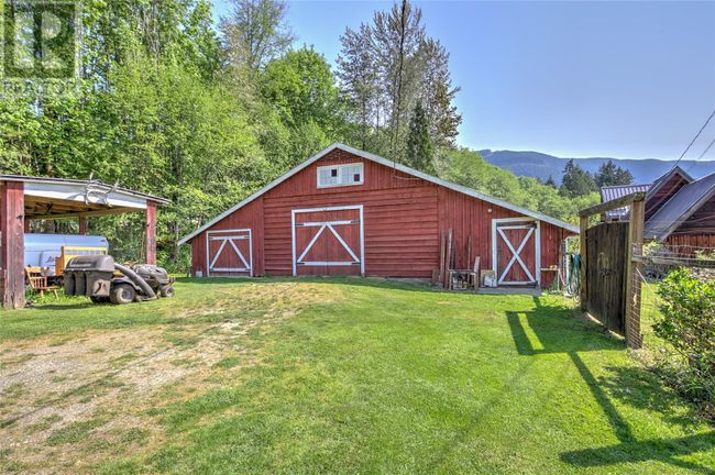 8035 Greendale Rd, House other with 4 bedrooms, 2 bathrooms and 10 parking in Lake Cowichan BC | Image 32