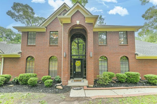 Discover your dream home—elegant, inviting, and ready for your family. | Image 49