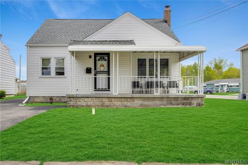 138 Burlington Avenue, Lancaster, NY, 14043 | Card Image