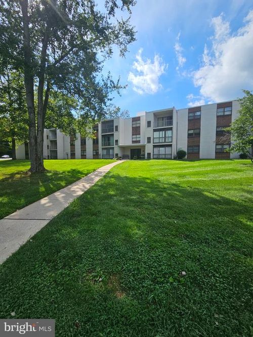 a308-56 Welsh Tract Rd, NEWARK, DE, 19713-2246 | Card Image