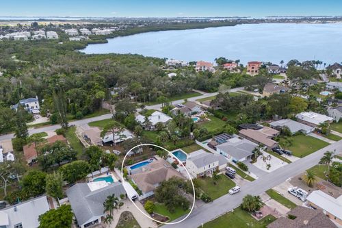 7711 25th Ave W, BRADENTON, FL, 34209-5238 | Card Image