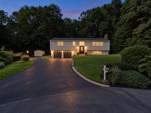 9 Pavia Pl, Framingham, MA, 01702-6120 | Card Image