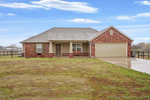 9890 N Osage Drive, Sperry, OK, 74073 | Card Image