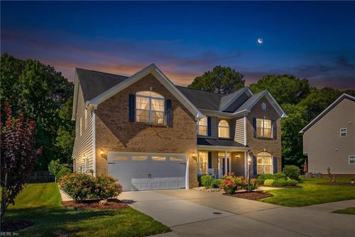 509 Hanbury Rd W, Chesapeake, VA, 23322-5817 | Card Image