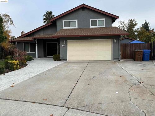 8 Cindy Pl, Brentwood, CA, 94513-1402 | Card Image