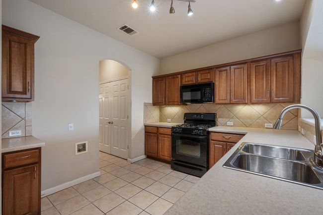 3809 Bronco Bend Loop, House other with 3 bedrooms, 2 bathrooms and 4 parking in Austin TX | Image 12