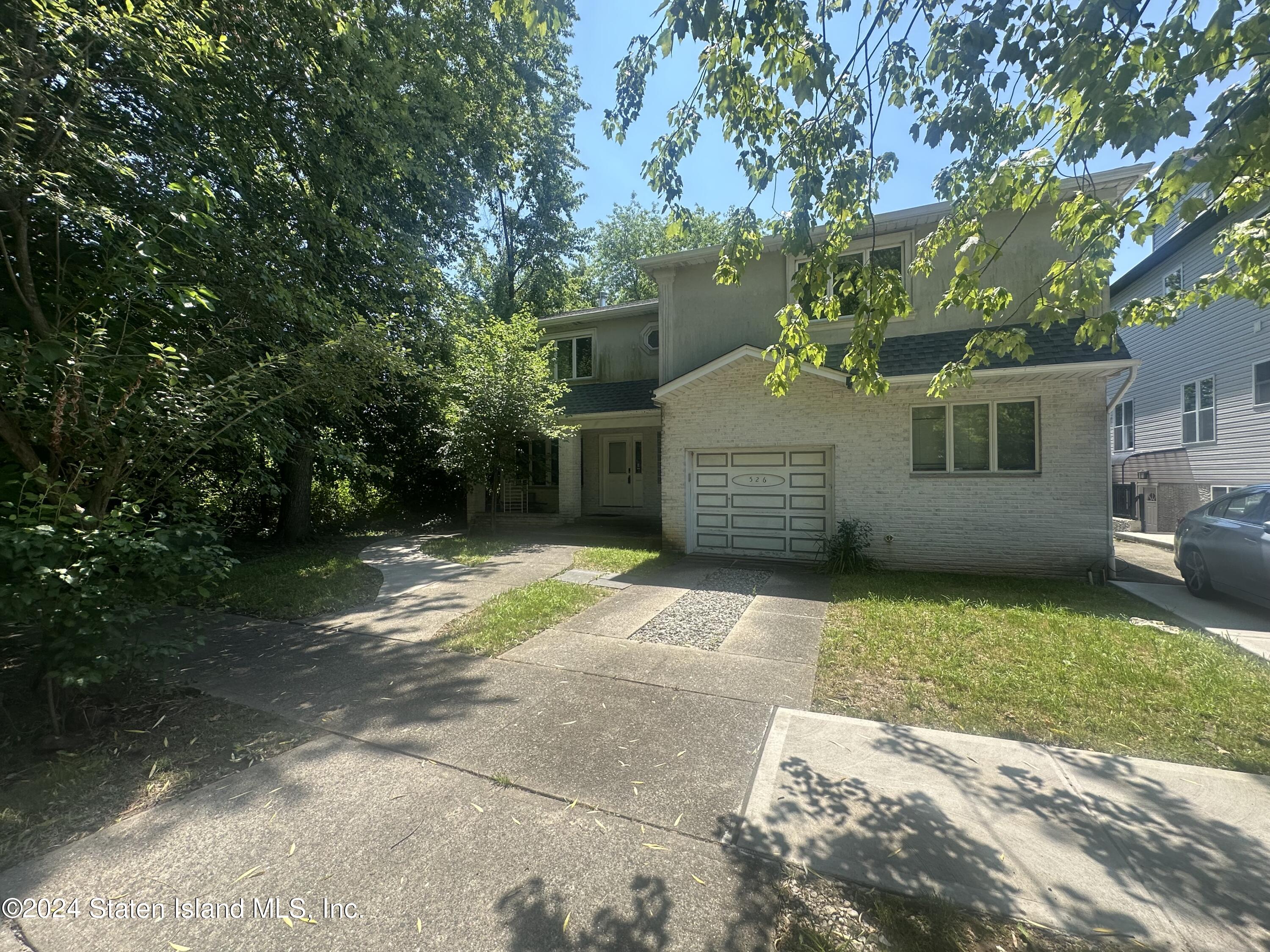 Sinclair Ave, Staten Island, NY 10312