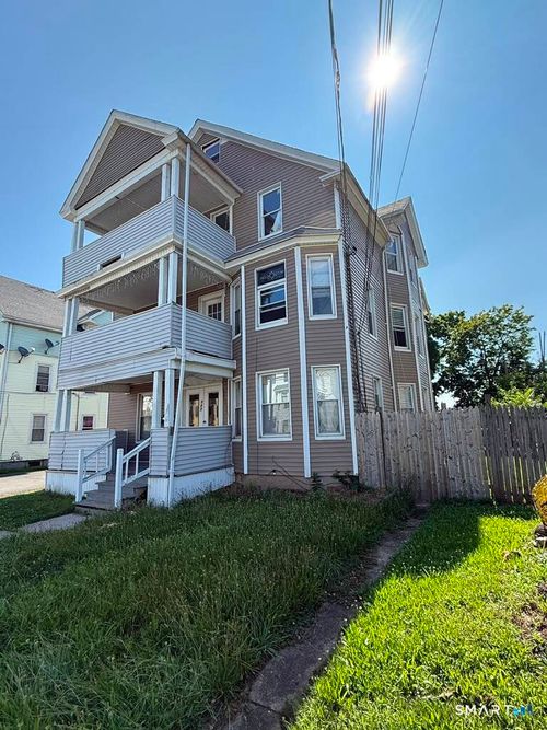 727 East St, New Britain, CT, 06051-2166 | Card Image